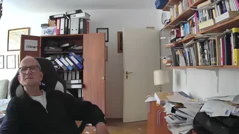 marginalie online show from 09-18-25, 09:00