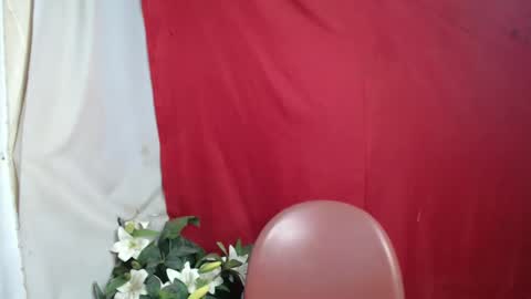 Snapshot of margo_fox69 chatting on 04-26-26, 10:40 Marga online show from 04-26-26, 10:40