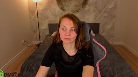 Snapshot of margo_kellly chatting on 04-21-26, 01:42 Margo Kellly online show from 04-21-26, 01:42