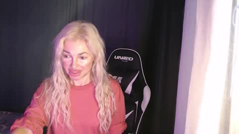 Snapshot of margoo_77 chatting on 09-29-25, 03:44 Margoo online show from 09-29-25, 03:44