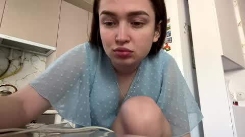 Chloe online show from 05-06-26, 10:42