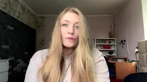 Margo online show from 03-27-26, 11:43