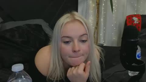 margot_robbie7 online show from 12-23-24, 05:06