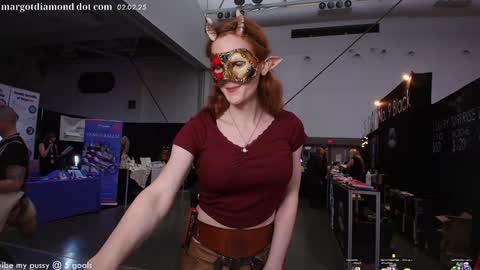 Snapshot of margotdiamond chatting on 02-02-25, 11:42 online show from 02-02-25, 11:42