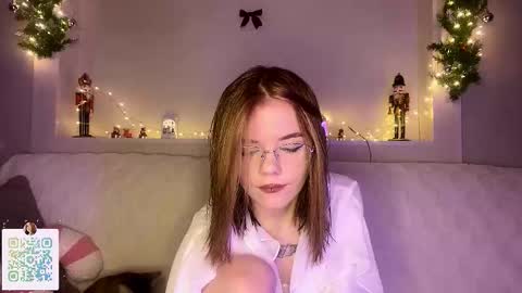 Lina online show from 01-05-26, 09:07