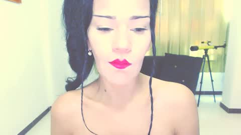 mari4you69 online show from 09-10-25, 01:44