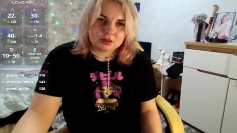 Snapshot of mari_77777 chatting on 02-04-25, 05:45 Mari online show from 02-04-25, 05:45