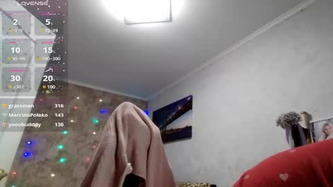 Snapshot of mari_77777 chatting on 02-05-25, 05:30 Mari online show from 02-05-25, 05:30