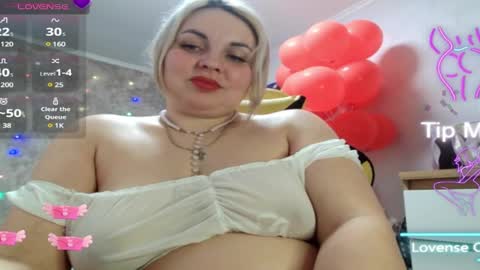 Snapshot of mari_77777 chatting on 03-04-25, 06:39 Mari online show from 03-04-25, 06:39