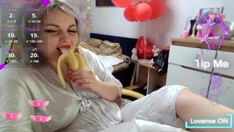 Snapshot of mari_77777 chatting on 03-12-25, 10:59 Mari online show from 03-12-25, 10:59