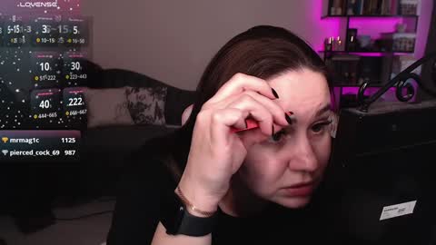 Snapshot of mari_moore7 chatting on 02-07-25, 01:53 mari moore online show from 02-07-25, 01:53