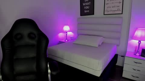 Snapshot of mari_salgado chatting on 01-15-25, 11:10 mari_salgado online show from 01-15-25, 11:10