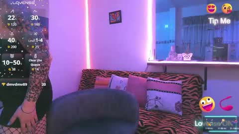 Maria fernanda online show from 12-19-25, 01:45