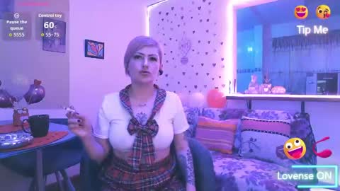 Maria fernanda online show from 02-28-26, 08:10