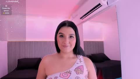 Snapshot of maria_flowers chatting on 09-29-25, 07:51 MARIA online show from 09-29-25, 07:51