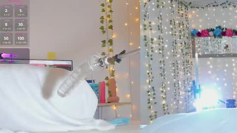 Snapshot of maria_jones_ chatting on 12-30-24, 01:37 Maria Jones online show from 12-30-24, 01:37