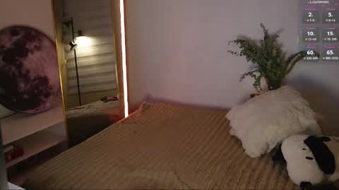 M. online show from 05-10-26, 01:22