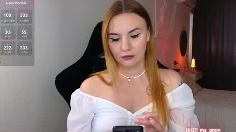 Snapshot of maria_shy_lii chatting on 02-19-25, 11:17 maria_shy_lii online show from 02-19-25, 11:17