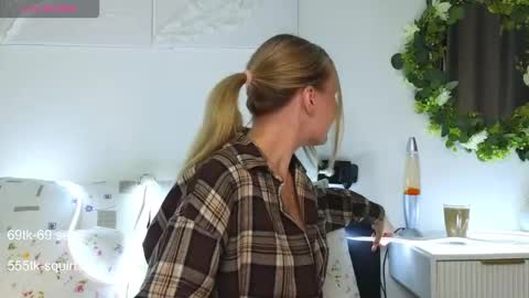 Snapshot of maria_shy_lii chatting on 09-10-25, 09:09 maria_shy_lii online show from 09-10-25, 09:09