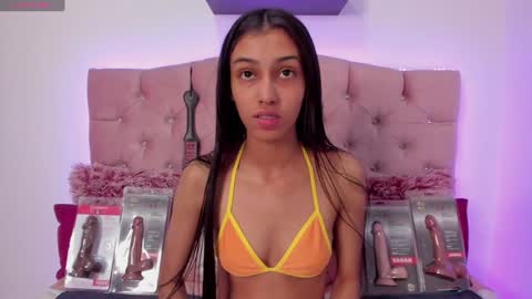 Snapshot of maria_skinny_ chatting on 02-06-25, 11:26 My name is Valentina online show from 02-06-25, 11:26