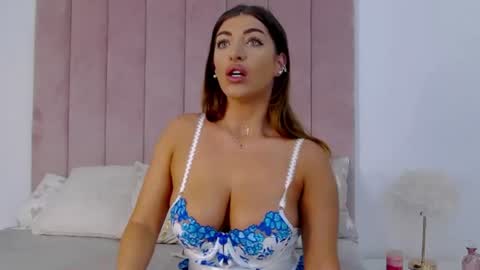 Snapshot of mariabelize chatting on 07-15-26, 08:30 Maria online show from 07-15-26, 08:30