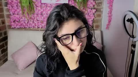 Maria online show from 03-27-26, 09:47