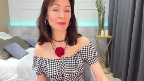 Mari online show from 02-12-25, 01:48