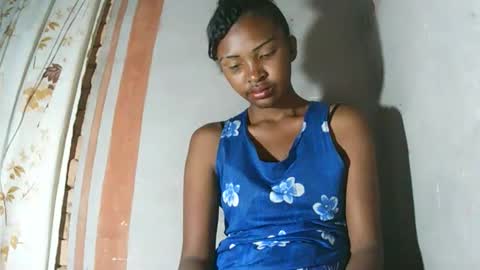 Maria online show from 11-26-25, 01:39