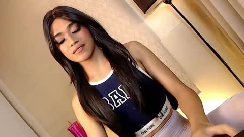 Snapshot of mariah_clara chatting on 02-24-25, 08:03 mariah_clara online show from 02-24-25, 08:03