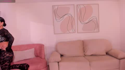 Snapshot of mariaherrera_ chatting on 11-13-25, 09:47 MARIA HERRERA online show from 11-13-25, 09:47