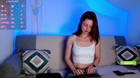 Maria online show from 11-14-25, 09:02