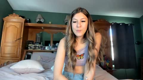 Snapshot of mariahpinkkitty chatting on 05-19-26, 12:38 Pinkkitty online show from 05-19-26, 12:38