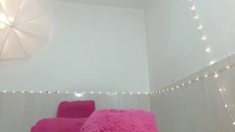 Mariajose online show from 05-23-26, 04:07