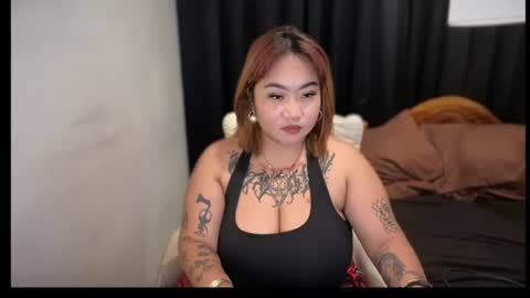 Snapshot of marialuxe chatting on 08-03-26, 04:33 MariaLuxe online show from 08-03-26, 04:33
