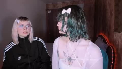 Maria online show from 05-23-26, 01:11