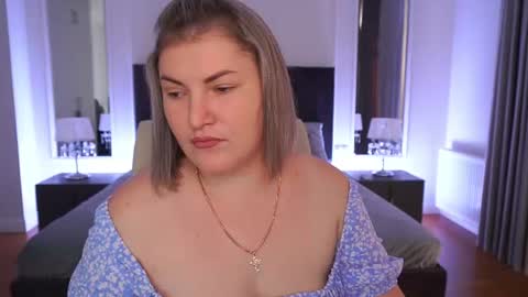 Mari online show from 07-16-26, 06:30