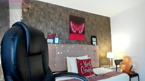 Marian online show from 12-20-25, 07:10