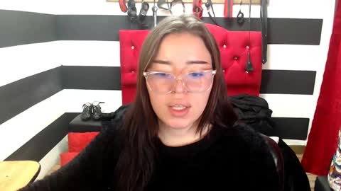 Marian online show from 03-11-25, 03:05