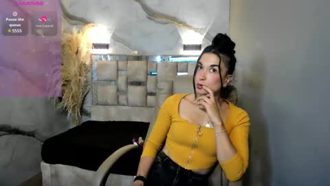 Mariana online show from 03-06-26, 12:01