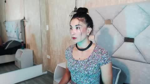 Mariana online show from 04-01-26, 12:17