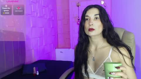 Mariana online show from 04-16-26, 04:19