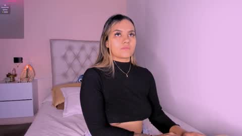 Snapshot of mariana__roe chatting on 03-04-25, 02:49 Mariana Roe online show from 03-04-25, 02:49