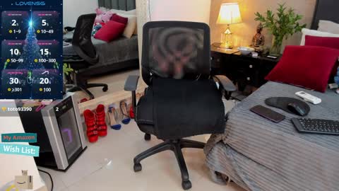 Mar y online show from 12-27-24, 05:26
