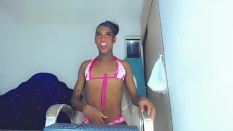 mariana_dirty01 online show from 10-31-25, 07:20