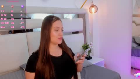 Mariana online show from 09-12-25, 11:54