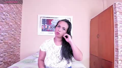 mariana mauricio online show from 03-10-25, 02:50