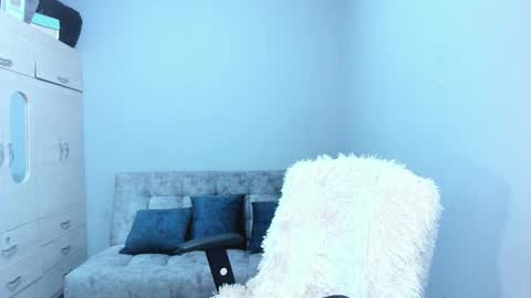    online show from 02-11-25, 01:31