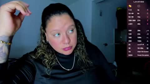   Independent Model online show from 01-17-25, 11:18