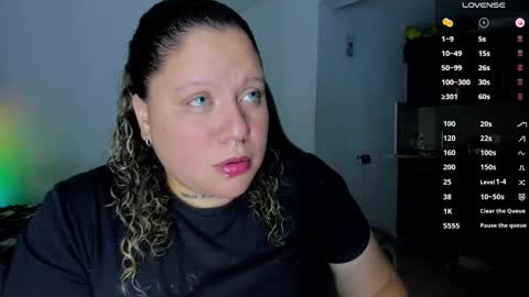   Independent Model online show from 03-09-25, 11:14