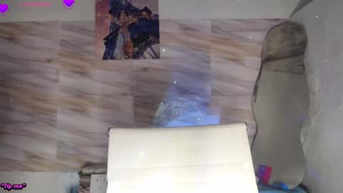 Mariana turner online show from 12-23-25, 03:48